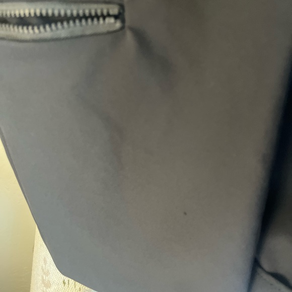 Quince Scuba Single-Breasted Convertible Blazer - Picture 11 of 16